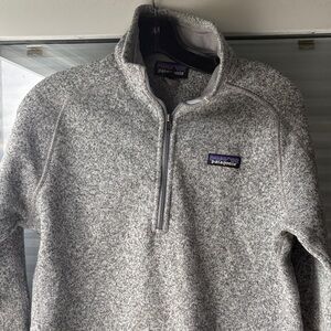 Patagonia Heathered Gray Fleece Pullover